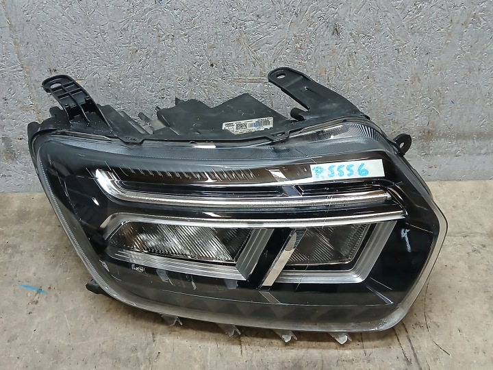 FANALE FARO Anteriore Destro DACIA DUSTER II 2 LIFT 21- LED 260109550R