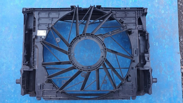 Schlossträger Gehäuse der Kühler BMW 5 F10 F11, 7 F01 F02