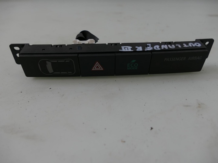 MITSUBISHI OUTLANDER III Pulsante ECO interruttore Luci di emergenza PANEL Pulsante