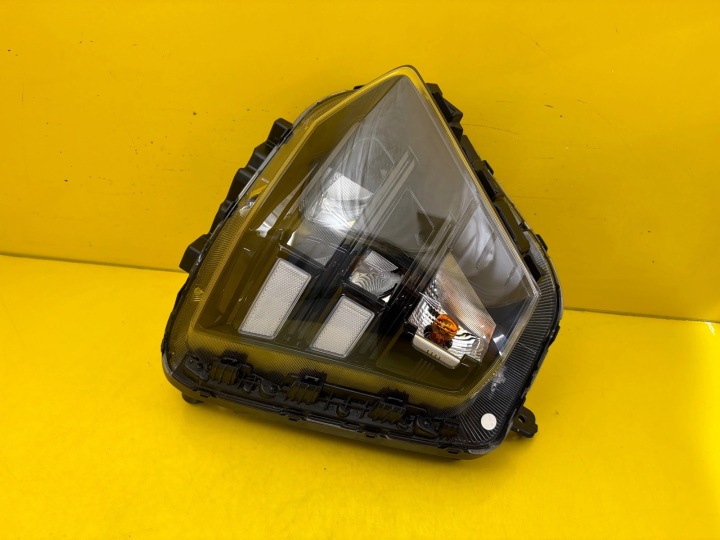 light right front Hyundai Kona II 2 2023- Led 92102BE050