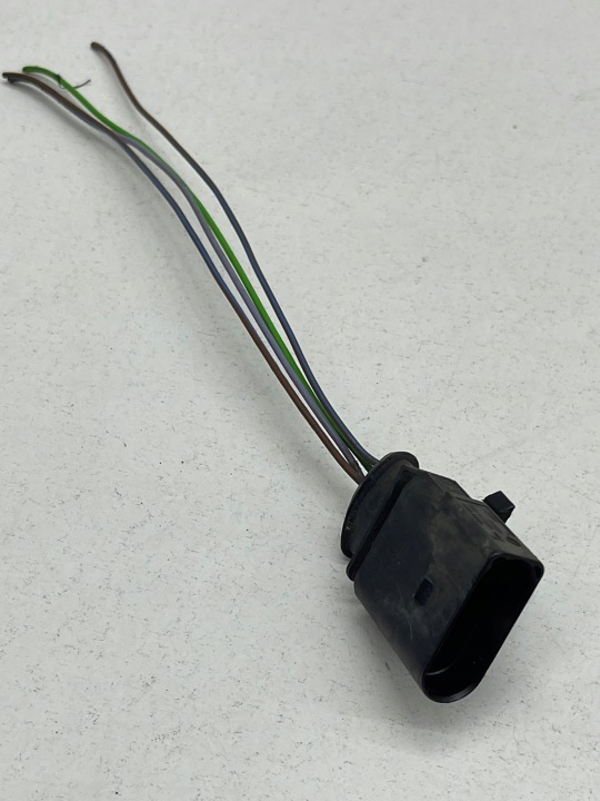 AUDI VOLKSWAGEN SEAT SKODA zástrčka kostka zlacze 6N0973805