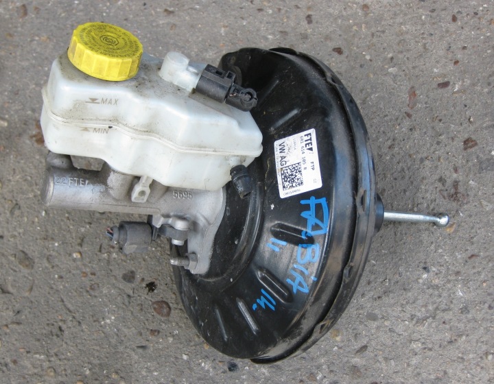 SKODA FABIA II 14R LIFT KOMBI Servo Hauptbremszylinder Bremspumpe 6R1614105R