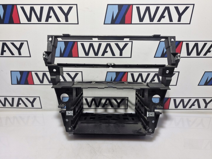7008928 BMW E63 E63 prístrojovka držák RADIA navigace originál 7008928