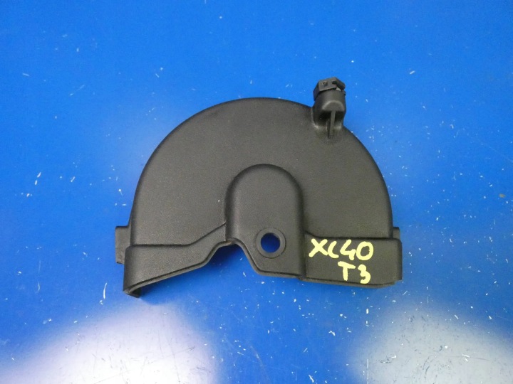 VOLVO XC40 1.5 T3 TURBO Couverture tablier moteur Couvercle carter distribution