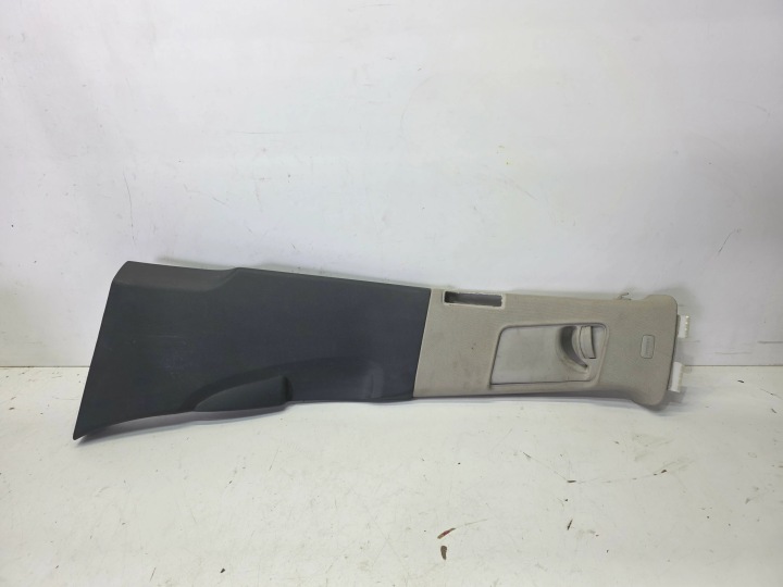 cover SLUPKA left AUDI Q7 4L 4L0867293