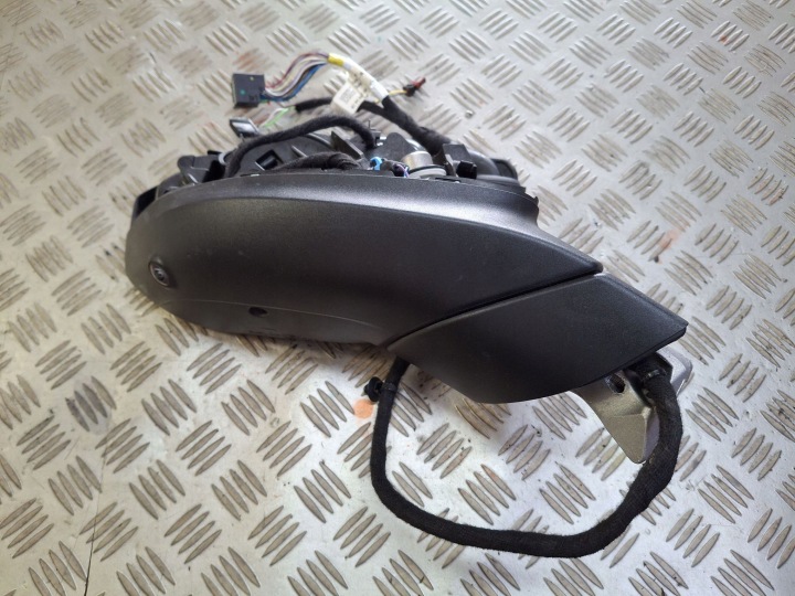 zrcadlo pravé obal VW PASSAT B9 2023R-> 15 PIN+4 PIN