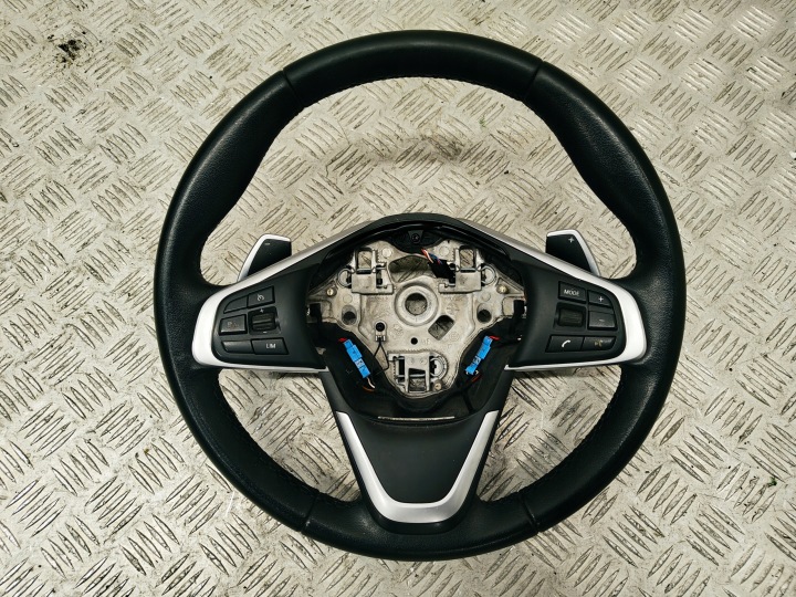 BMW X1 F48 kormány WIELOFUNKCYJNA LOPATKI