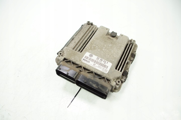 computer of the engine ECU 03G906016B VOLKSWAGEN GOLF V