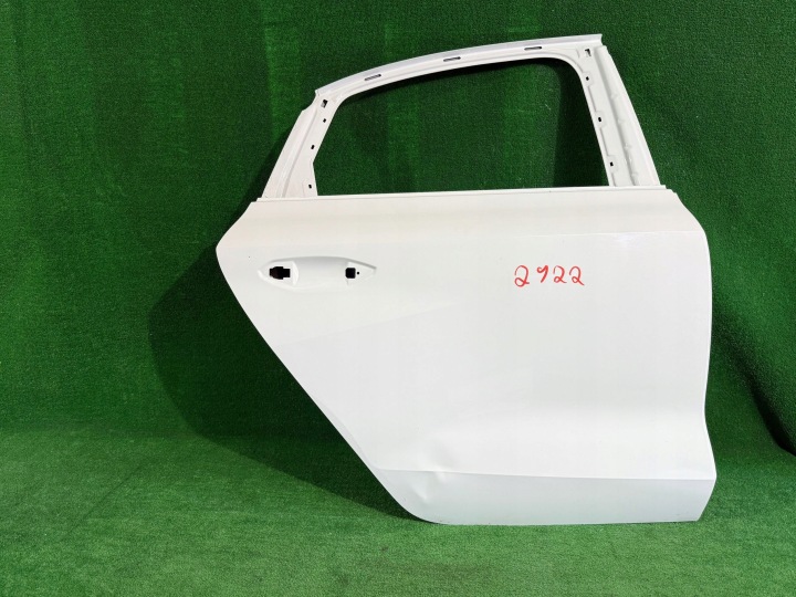 dveře záď zadní pravé AUDI A3 8Y SEDAN NR.2922