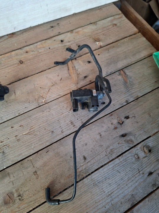 Vanne à vide AUDI A4 B7 2.0 140KM 8E0906627C REGULATOR 04-08