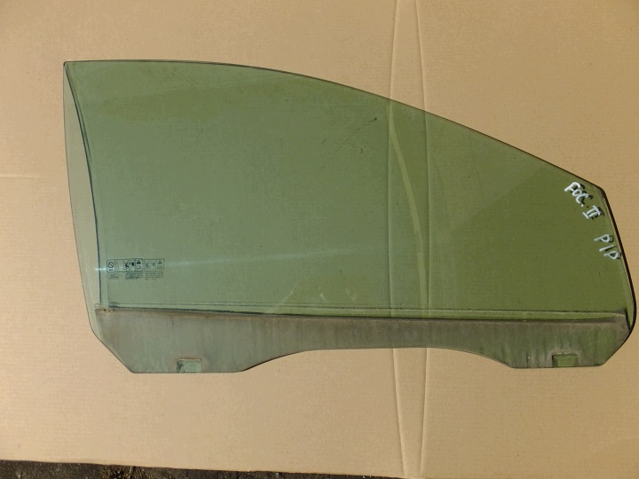 window right front ford focus mk2 5D lift 2008r