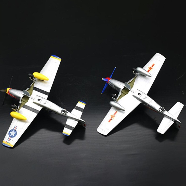 Сплав 1/48 P51 Mustang Fighter Модель Aviation Вшановує обтічну червоний — фото 9