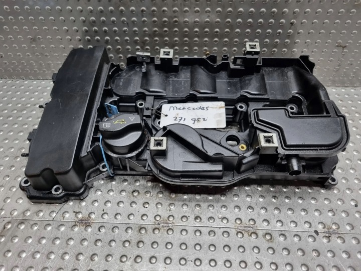 cover of valves A2710101130 Mercedes W203 W204 W211 1.6 1.8 K