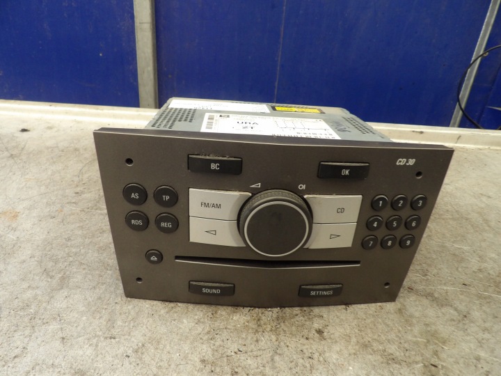 Opel Astra H radio