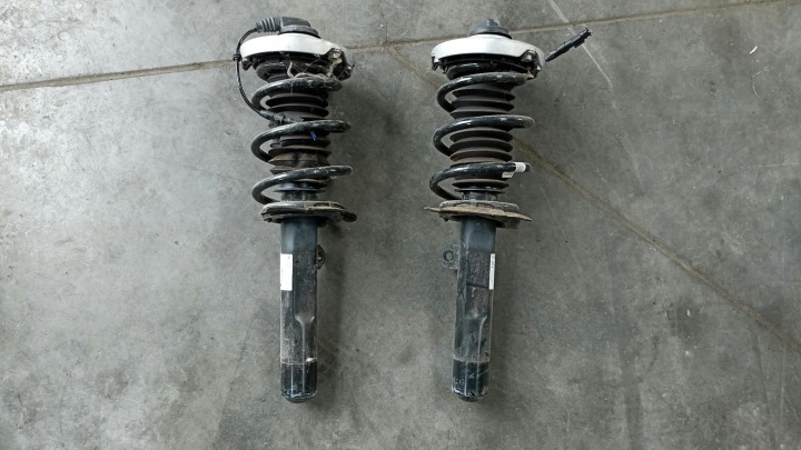 MINI F54 JCW LCI Stoßdämpfer vorne rechts links 6888792 6888791