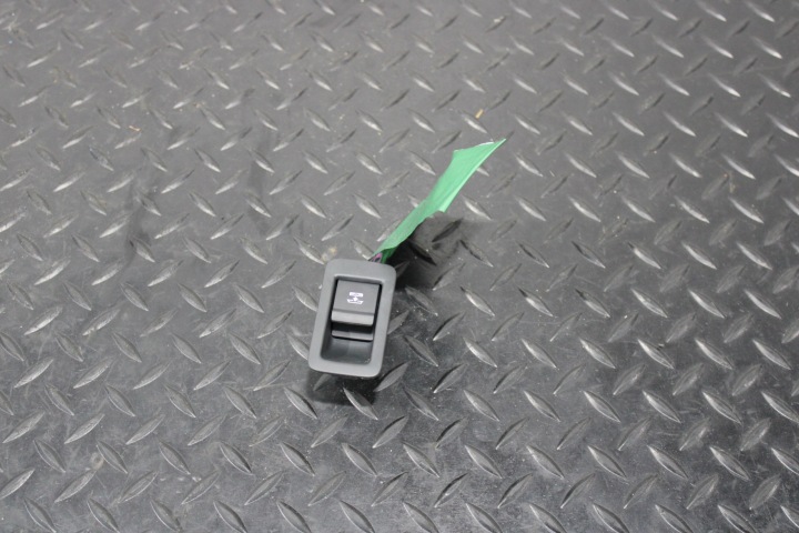 Pulsante per l’apertura tetto AUDI A5 CABRIO 8W 8W7 F5 LIFT 8W7959726