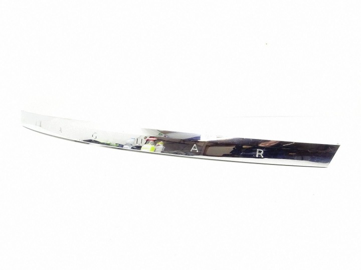 BLENDA motorháztetök csomagtartó far hátso POD KAMERE JAGUAR XF X250 8X23-13550-BG