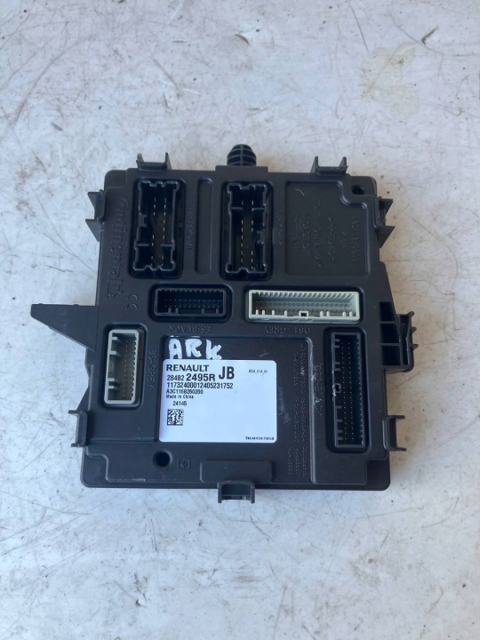 modul BCM Bedienteil RENAULT ARKANA HYBRID 284B22495R