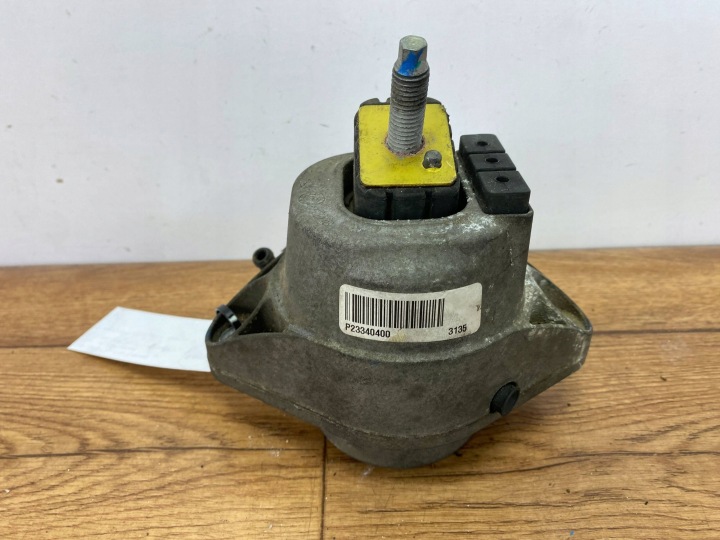 holder holder engine mount Chevrolet Camaro 2016+