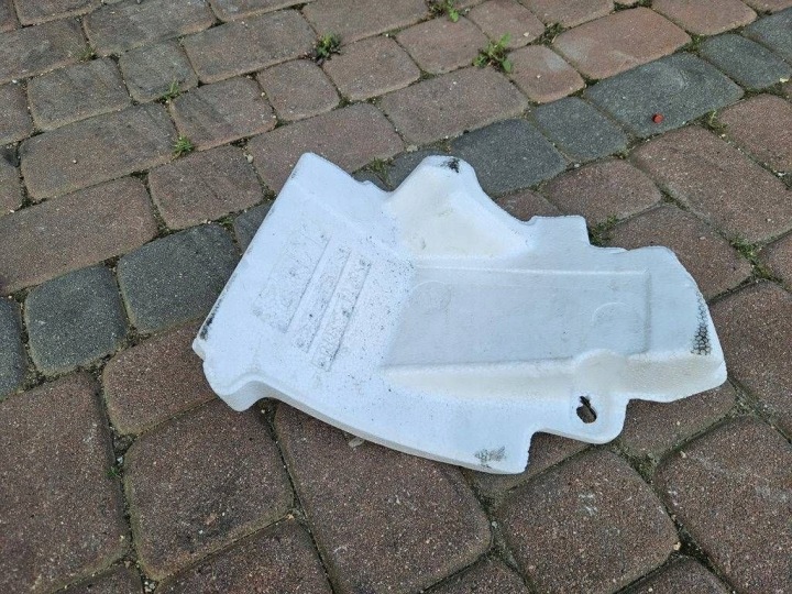 Polystyren wyciszenie Fußstütze dywanu Toyota Camry VIII XV70 5214-38110