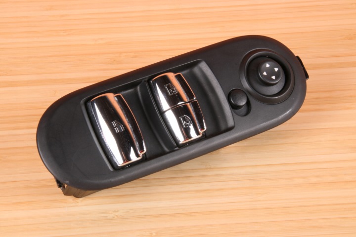 MINI F57 Interrupteur Bouton PANEL Vitre Rétroviseur 9354855