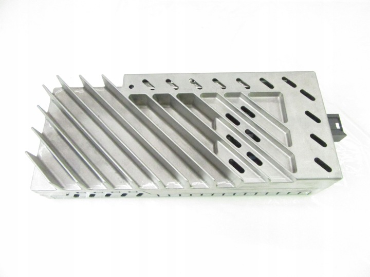 pojačalo naglosnienia Top HI-FI BMW F01 F02 F06 F07 F10 F11 F12 13 Harman
