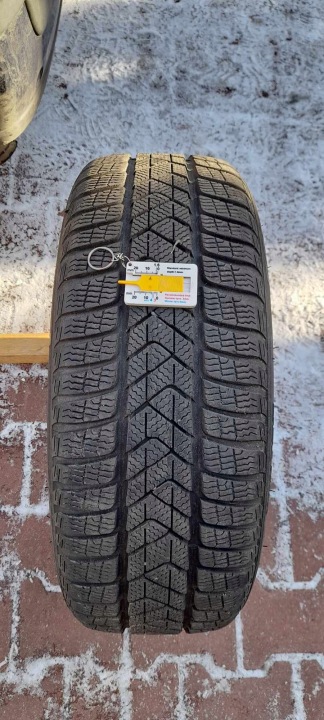 PIRELLI WINTER SOTTOZERO 3 205/50R17 93H AO1 - Audi