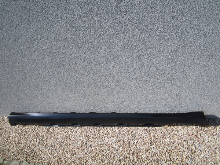 cap threshold of the threshold right Mercedes W251 R-class Long 112
