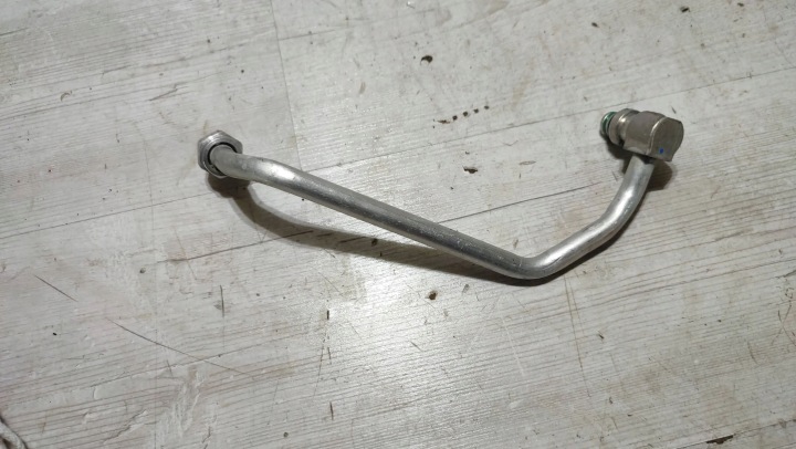 Alfa Romeo Stelvio 2021 Tubazione / tubo flessibile radiatore olio cambio ingranaggi