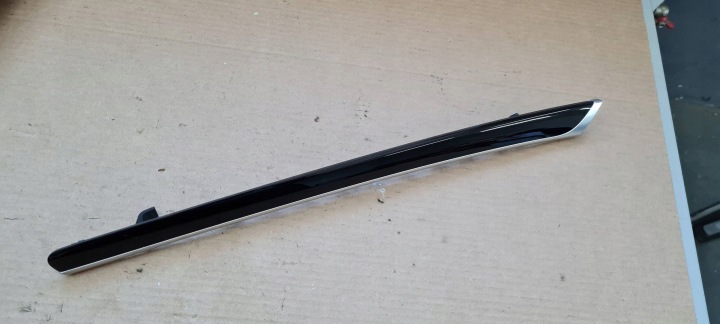 S5 8T A5 LIFT modanatura DEKOR porta portiera sinistra anteriore anteriore COUPE 8T0867409A 1LQ