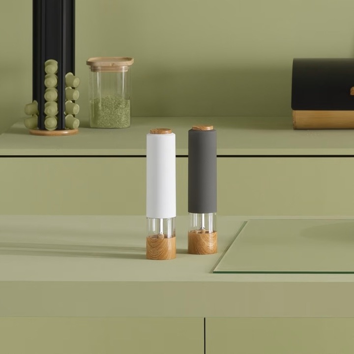 MŁYNEK ELEKTRYCZNY DO PRZYPRAW NA SÓL PIEPRZ DO KUCHNI RESTAURACJI SZARY Model Modern