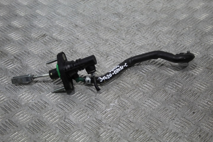 POMPKA SPRZEGLA TOYOTA VERSO LIFT 31420-02051