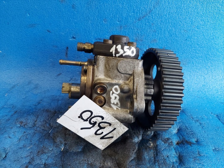 Einspritzpumpe MERIVA 1.7 CDTI HU294000071 DENSO