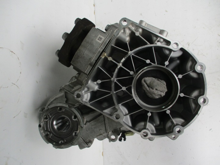 REDUKTOR mjenjača RANGE ROVER SPORT L461 22G182192 3,0i