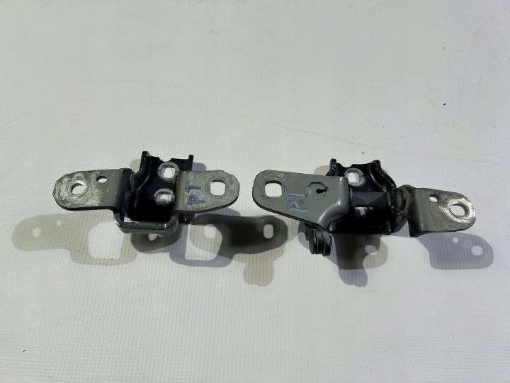 scharniere Scharnier Tür tylnych heck prawych rechts Dodge RAM 1500 2009