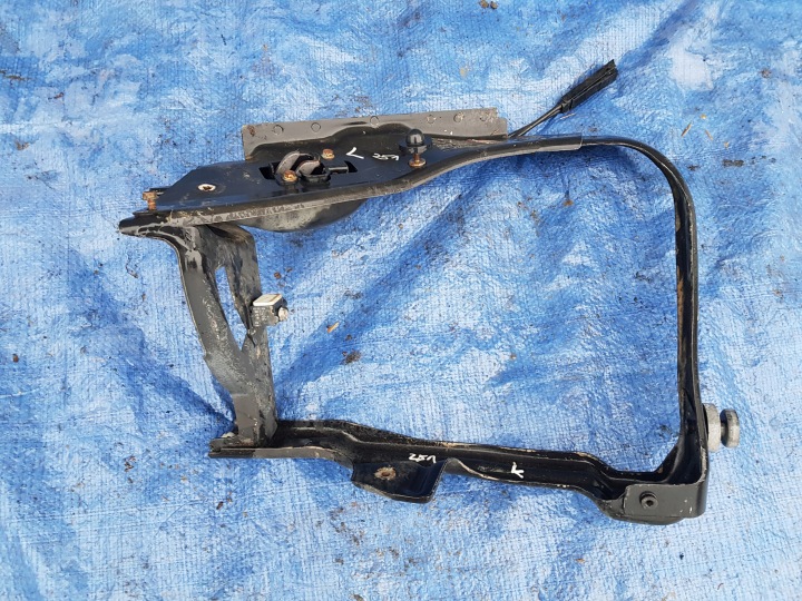 OKULAR öv, szíj MERCEDES W251 links