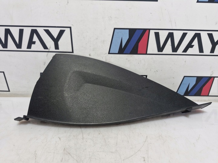 6805559 BMW G20 G21 cover spoiler of the dashboard consoles left