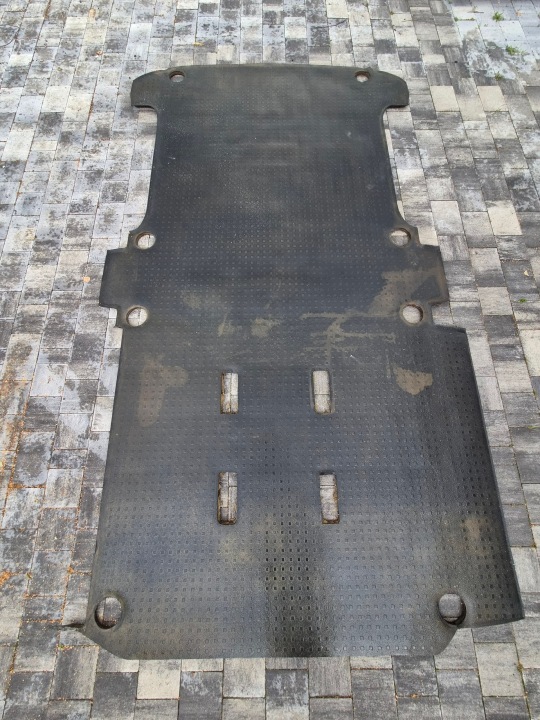 Revêtement moquette sol Revêtement de sol VW T5 T6 Arrière/ Arrière long/ Long Pneus Noir