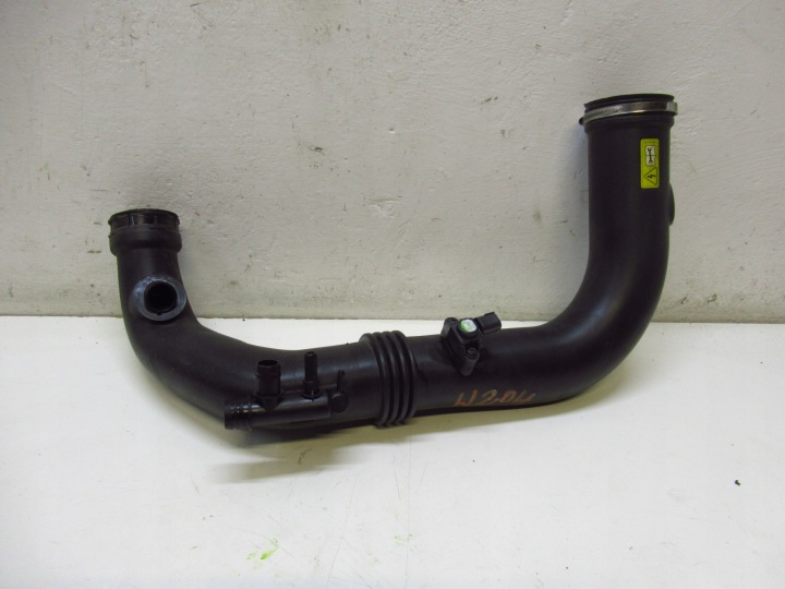 MERCEDES W204 1.8 hose pipe PRZWOD air