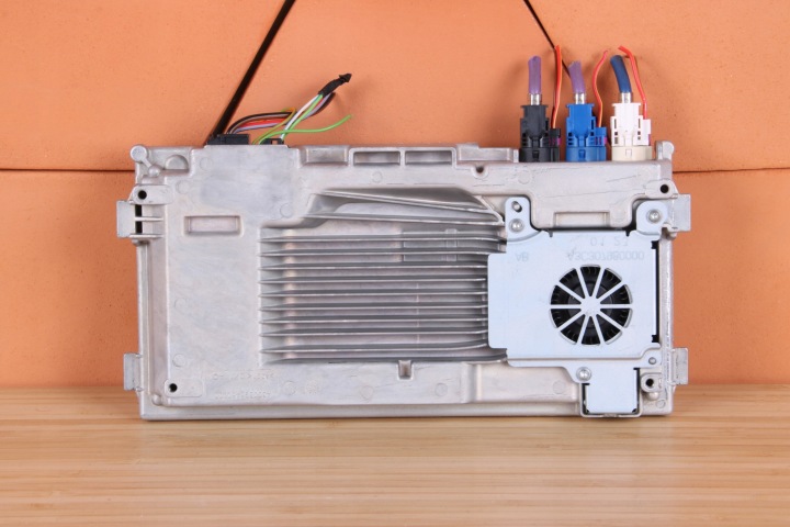 BMW U06 X1 U11 Module Unité de contrôle Instruments tachymètre compte tours KOMBI 5A825C9