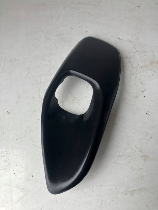 Grille Couvre Châssis Feux antibrouillard Gauche Avant CITROEN C4 PICASSO II 9800978277