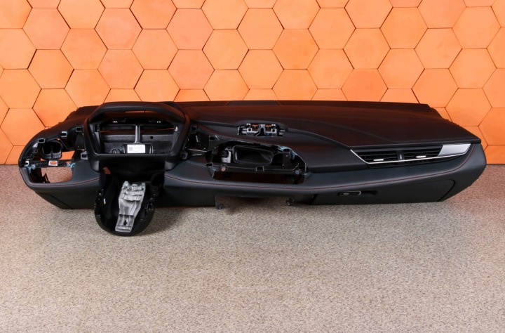 BMW i8 I12 LCI i8 I15 originál dashboard instrument panel console HEAD UP EUROPA