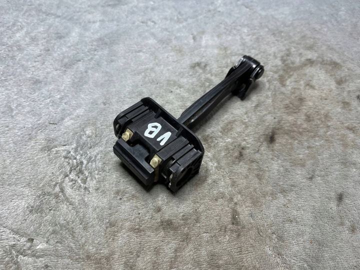 BMW X1 E84 Limiteur Portière Arrière 51222990642 !J