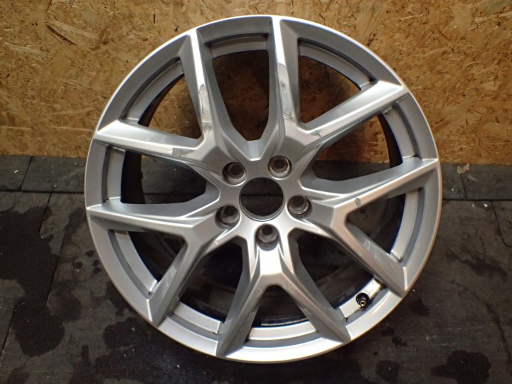 CERCHIO di alluminio VOLVO 18" 7,5J 5X108 ET50,5