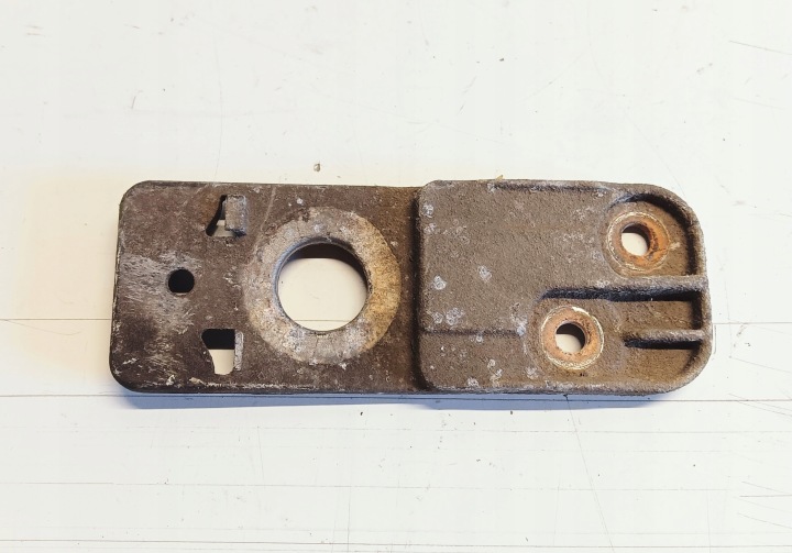 holder radiator lower OPEL ASTRA J 13300406