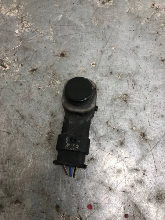 sensor PDC LX5R AUDI A4 B8 LIFT sedan 1S0919275