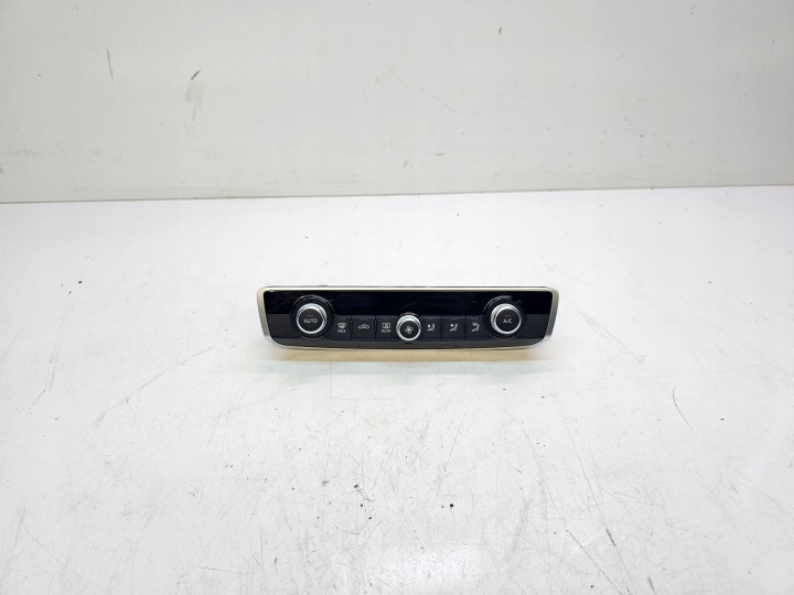 PANEL KLIMATRONIK AUDI A3 S3 8V 8V0820043C