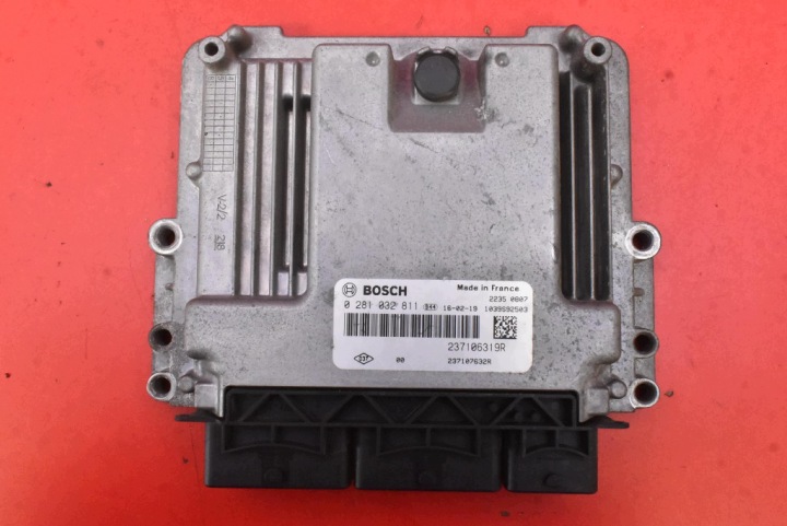 Bedienteil Computer DES MOTORS 237106319R RENAULT CLIO 4 IV 1.5 DCI 75 KM 12-20