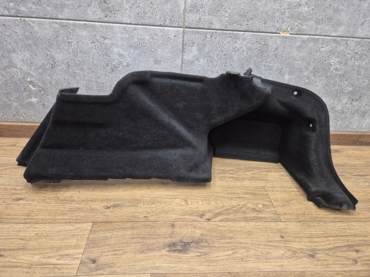 BMW 530e G30 Revetement panneau coffre arrière Arrière Droite Boîte Habillage revêtement panneau intérieur porte HYBRYDA 7481114