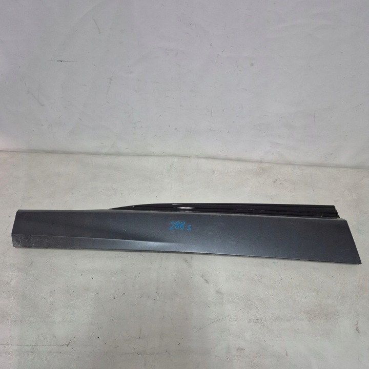 AUDI E-TRON ETRON 4KE -> moulding cap door left front 4KE853059A